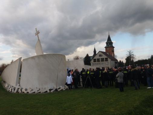 Jak pomóc rodzinom, które utraciły bliskich w wypadkach drogowych? Jest takie miejsce, gdzie wiedzą jak