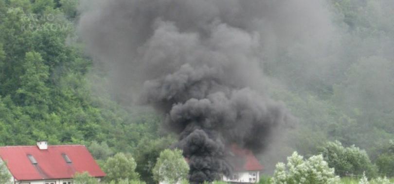 W Maszkowicach palą toksyczne odpady. Władze bezradne