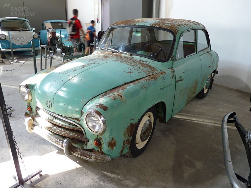 Syrena 100 w krakowskim Muzeum Inżynierii Miejskiej. Fot. Dawid783/wikipedia