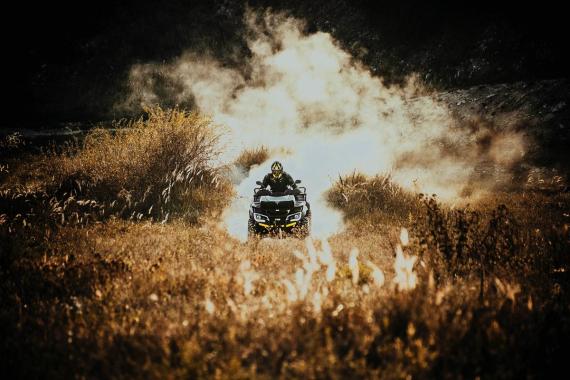 Nielegalna jazda quadami i crossami po terenach leśnych. Tarnowskie gminy chcą zająć się problemem