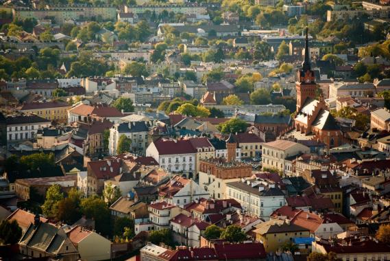 Tarnów: strefa płatnego parkowania zostanie wydłużona, mieszkańcy zapłacą więcej za śmieci