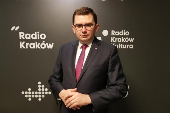 Łukasz Kmita: Dziennikarze powinni poczekać na prezentację oficjalnych wyników badań gruntów w Trzebini