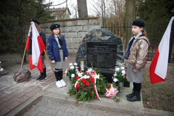 IPN upamiętni rodziny Kucharskich i Książków, zamordowane przez Niemców za pomoc Żydom