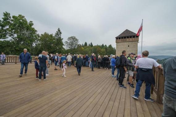 Otwarty końcem września zamek w Muszynie przeżywa turystyczne oblężenie