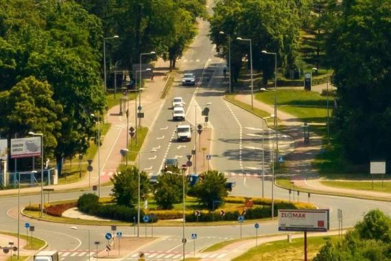 Jeszcze w listopadzie kierowcy powinni odczuć poprawę w jeździe po centrum Tarnowa oraz Mościcach