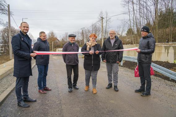 Nowy Sącz. Stabilizacja osuwiska na ulicy Zalesie zakończona