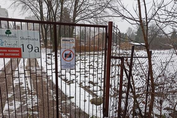 Ponad hektarowy park i  bloki mogą powstać na osiedlu Podwawelskim w Krakowie