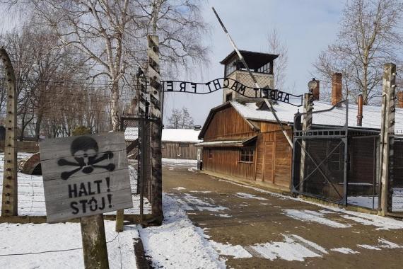 79 lat temu z niemieckiego obozu Auschwitz wyruszyły Marsze Śmierci