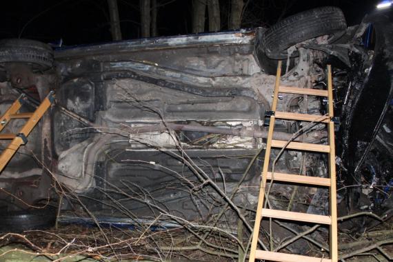 Nadmierna prędkość przyczyną groźnego wypadku w Kleczy Dolnej. Czy jedyną? Policja bada wątek alkoholu