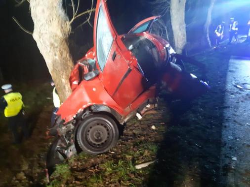 Tragiczny wypadek w Kąśnej Dolnej. Zginęły trzy osoby 