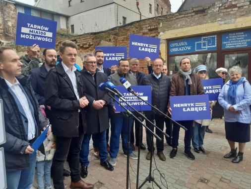 Henryk Łabędź chce przeznaczyć roczną pensję prezydencką na cele charytatywne