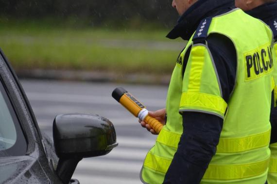 Policja podsumowała święta na drogach - w wypadkach zginęło 28 osób, zatrzymano 1150 pijanych kierowców