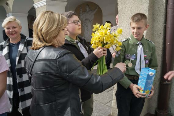 Ponad 700 wolontariuszy zbiera w ramach akcji Pola Nadziei datki na rozbudowę Sądeckiego Hospicjum