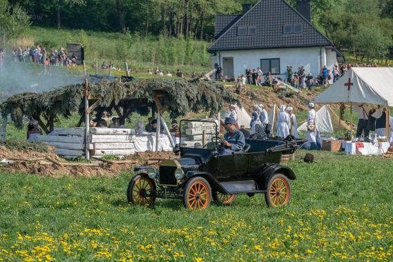 Gorlicka grupa rekonstrukcji historycznej 1915 potrzebuje.. białych prześcieradeł