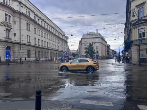 Ogromna awaria wodociągu w ścisłym centrum Krakowa została już usunięta