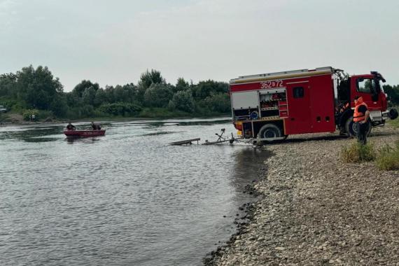 Karetka odjechała zanim wyłowiono tonącego mężczyznę. Służby pokłóciły się podczas akcji ratunkowej