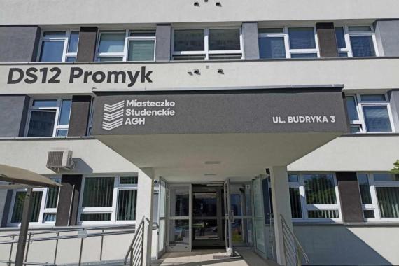 Studenci szturmują akademiki. Miejsc w Krakowie dramatycznie brakuje