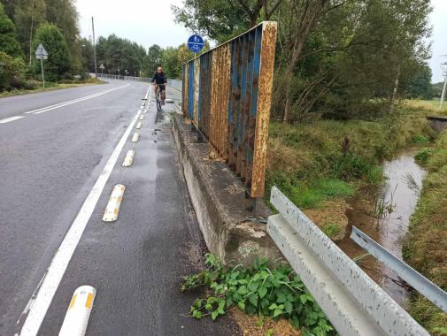 Najwęższa ścieżka rowerowa jest... w Trzebini