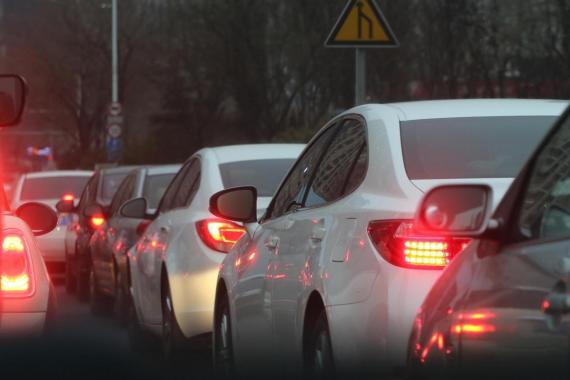 W okolice cmentarza w Grębałowie dojedziemy tramwajem. W weekend wzmocnienia w komunikacji