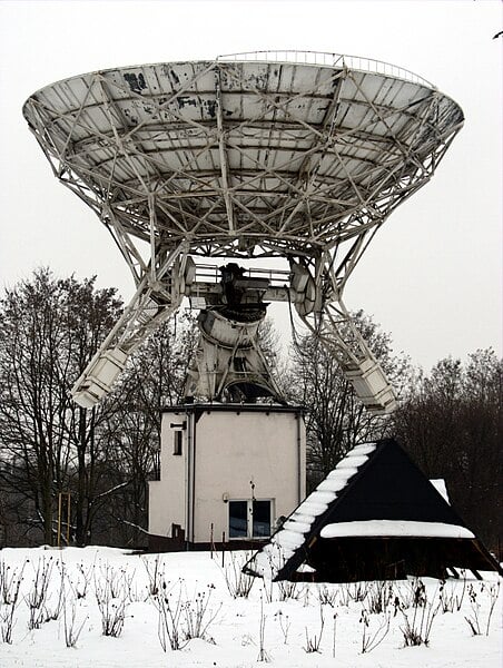 Obserwatorium Astronomiczne UJ, Radioteleskop RT-15, Fort Skała, Kraków, 2013  (fot. Radosław Ziomber)