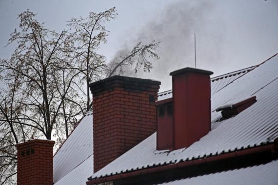 Czy krakowscy radni upomną się w rządzie o wznowienie programu „Czyste powietrze”?