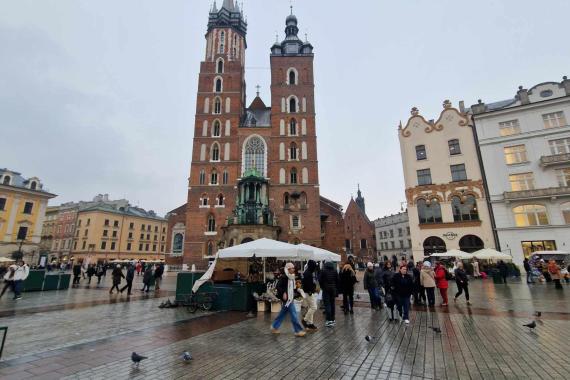 Z Rynku na cmentarz. Nieudany eksperyment za... 200 tysięcy złotych