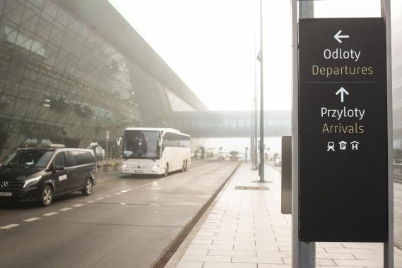 Przez 3 godziny krążył nad Krakowem i wykonał aż 27 okrążeń wokół lotniska!