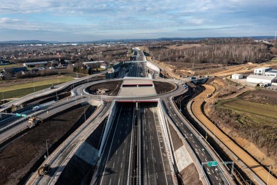 Ponad 48 km nowych dróg krajowych w tym roku w Małopolsce. W tym długo oczekiwana Północna Obwodnica Krakowa