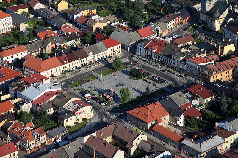 Rynek w Kętach (fot. Wikipedia)