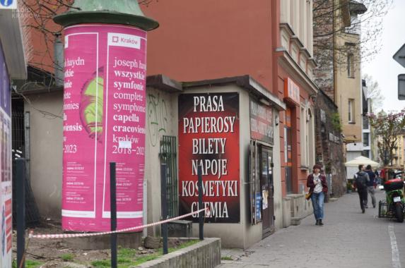 Krakowska uchwała krajobrazowa - mniej reklam i koniec grodzonych osiedli